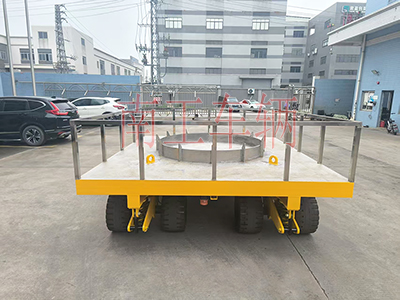 1748849475677163.jpg 25吨重型天博网页版_天博(中国)带圆型不锈钢上装工具拖车5I.jpg