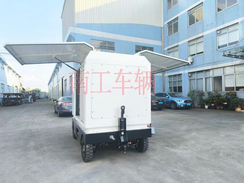 2吨电动天博网页版_天博（中国） 飞翼箱式电动工具拖车