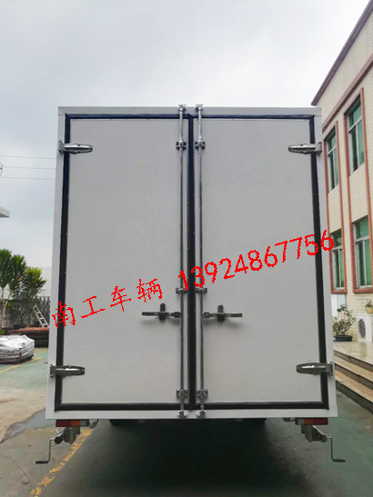 1.5吨白色厢式天博网页版_天博（中国）2I.jpg