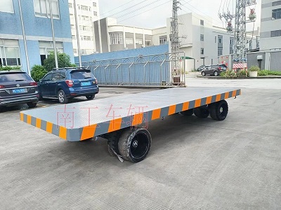 25吨重型牵引天博网页版_天博（中国）5I.jpg