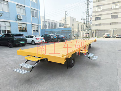 10吨天博网页版_天博（中国） 带液压支腿伸缩梯工具车2I.jpg