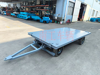 3吨小型牵引天博网页版_天博（中国） 全挂车4I.jpg