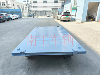 3吨小型牵引天博网页版_天博（中国） 全挂车3I.jpg